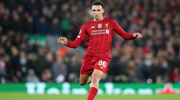 أليكسندر أرنولد أرنولد يكشف سبب إصابات نجوم ليفربول