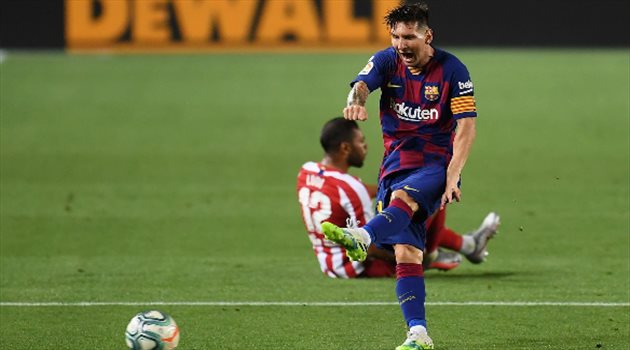 مفاجأة مدوية.. "عجوز" جديد على رادار برشلونة بشرط جزائي 100 مليون يورو !