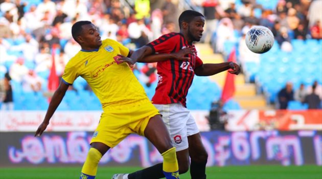 رئيس التعاون يهدد بالاستقالة قبل مواجهة الهلال