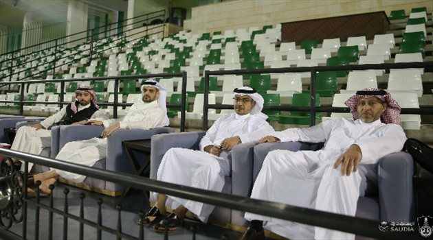 مؤمنة وبن مشعل يدعمان الأهلي قبل مواجهة الوحدة