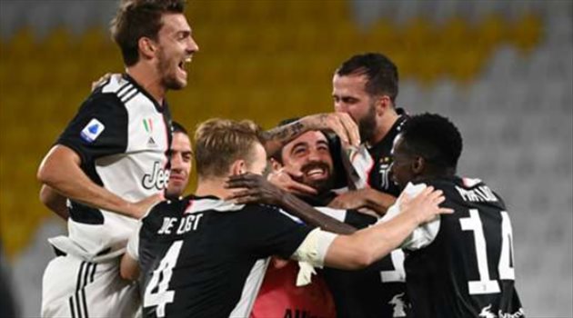 ضحية جديدة لبيرلو في يوفنتوس.. إلى الدوري الأمريكي