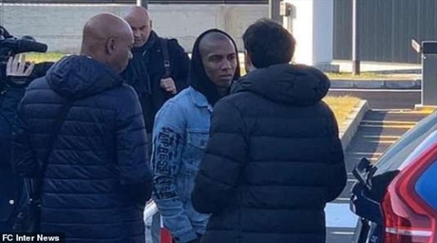 نجم مانشستر يونايتد في إيطاليا للانضمام لإنتر ميلان