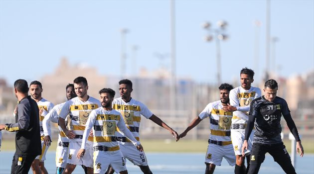 "غير مؤهل للعب كرة القدم".. إعلامي يكشف حقيقة تصريح مدرب الاتحاد بشأن الصفقة الجديدة