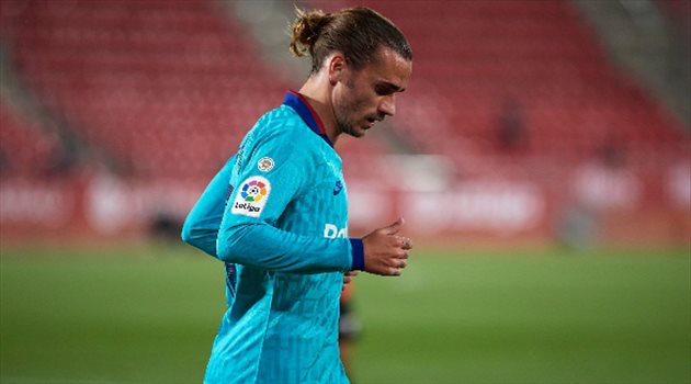 لاعب ريال مدريد السابق يفتح النار: جريزمان يبدو كطفل في الـ14.. كيف لا يتأقلم مع برشلونة !