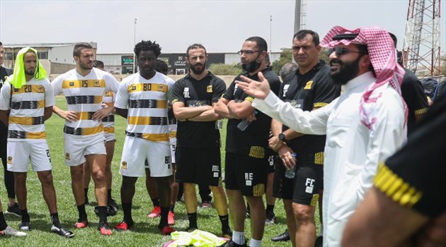 مكافآت ضخمة من إدارة الاتحاد للاعبين.. لـ"الهروب من شبح الهبوط"