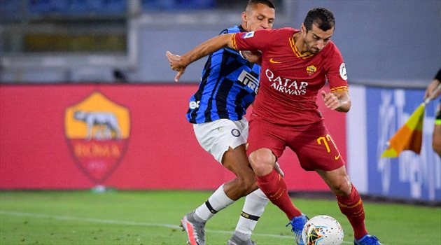 انتر يقرب يوفنتوس بنسبة 90% من لقب الدوري الإيطالي.. بتعادل مثير مع روما