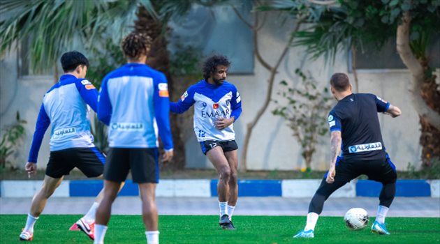 غموض في مصير ثنائي الهلال بسبب تجميد دوري المحترفين