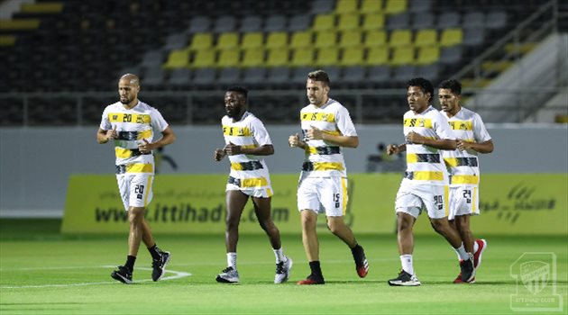 ديربي جدة| الاتحاد يخسر أمام الأهلي؟ 3 أزمات تواجه العميد