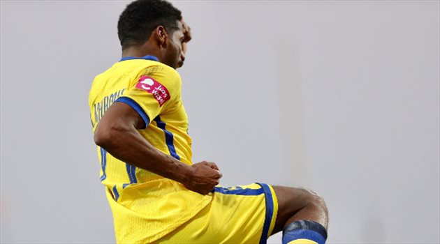 نجم النصر يلمح للرحيل بعد عروض الشباب والوحدة