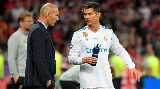 "أفتقد رونالدو بشدة".. تصريحات نارية من نجم ريال مدريد