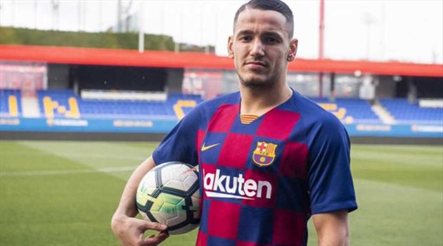 رسميا| برشلونة يضم مهاجم منتخب ألبانيا.. "هل يعوض سواريز"