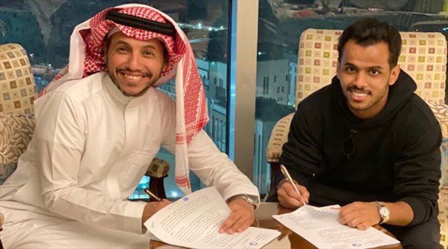 عسيري يرد على الهلال.. ويكشف أسرار خطيرة في مفاوضات النصر والأهلي