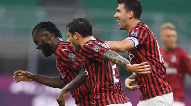 لاعب أفريقي جديد.. ميلان يقترب من ضم صفقة قوية