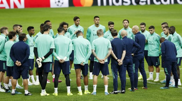 ريال مدريد يقترب من تخفيض الرواتب بنسبة 12-20%