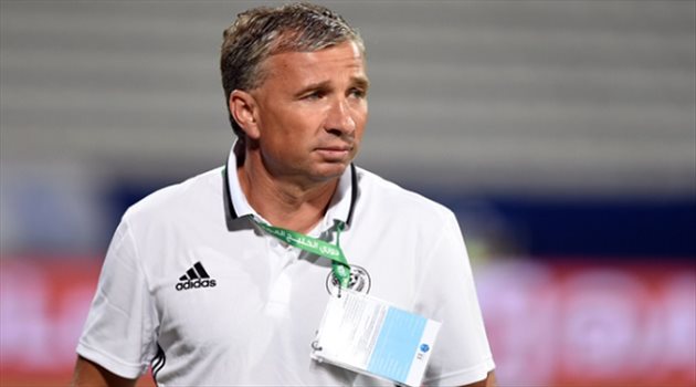 مفاجأة تزعج الهلال.. تطور هام عن مفاوضات النصر مع بديل فيتوريا