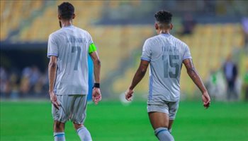 سلمان الفرج وماثيوس بيريرا من مباراة الهلال واستقلال الإيراني الهلال يدمر حياة ماثيوس بيريرا الزوجية.. "أريد الطلاق"