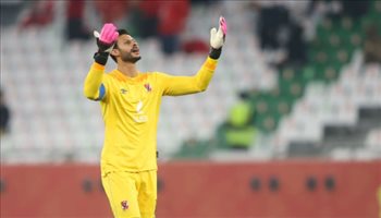 محمد الشناوي الشناوي إلى النصر؟ الأهلي المصري يرد على عرض بـ30 مليون ريال