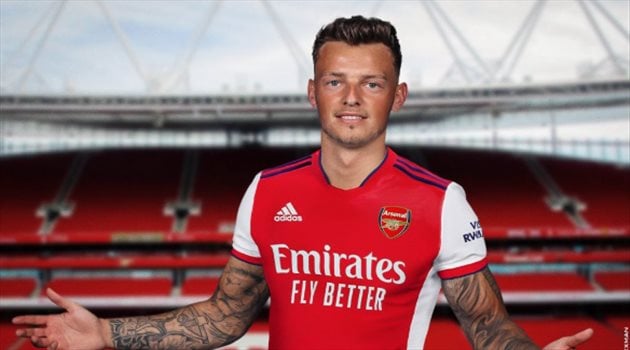  إيفرتون يبدي اهتمامه بالتعاقد مع بن وايت.. وأرسنال يفتح الباب