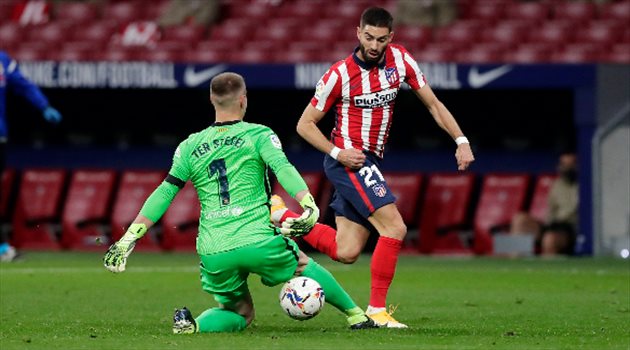 برشلونة يحسم أولى صفقاته الصيفية بعد رحيل ديباي لأتلتيكو مدريد