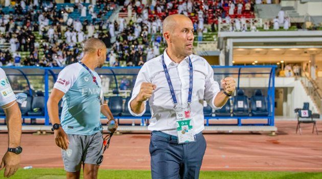 ليوناردو جارديم جارديم يستبعد نجم الهلال من النهائي الآسيوي وحسم جاهزية الكوري