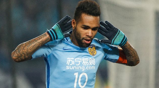 انتهت| الهلال أم النصر.. تيكسيرا "يختار" ناديه الجديد