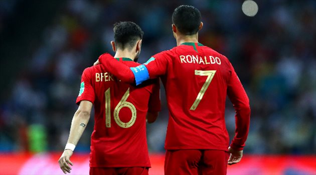 نجم مانشيستر يونايتد يفاجئ الهلال بتصريح من العيار الثقيل