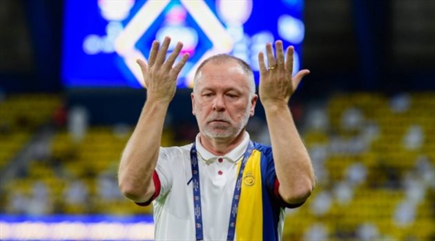 مينيز "ينسى" النصر.. ويقترب من هذا النادي الكبير