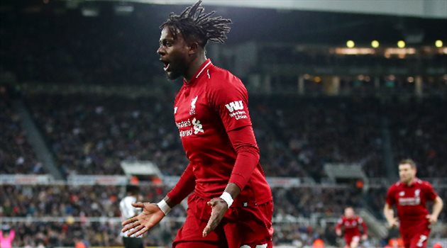 البلجيكي المنبوذ.. مهاجم ليفربول يعرض نفسه على برشلونة