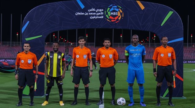 استبعاد 3 حكام من دوري المحترفين.. وقرار تاريخي من فيفا