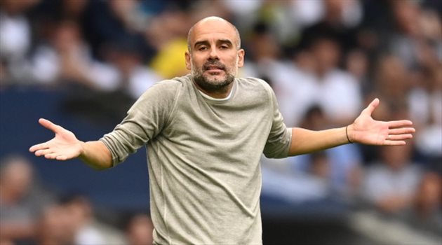 جوارديولا يرفض طلبات نجمه.. "اذهب إلى برشلونة"