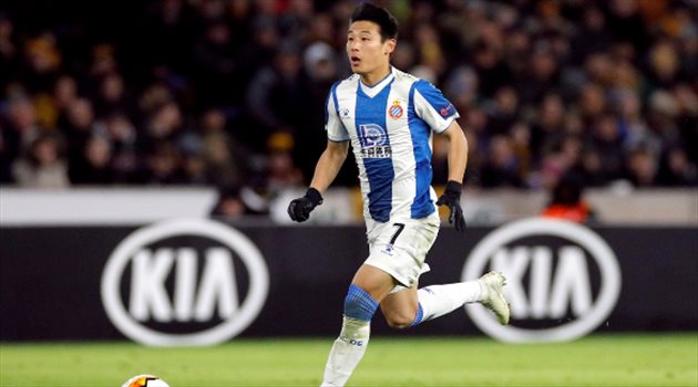 موهبة صينية تهدد السعودية.. ساحر إسبانيول يخطف الأضواء من مجنسي التنانين