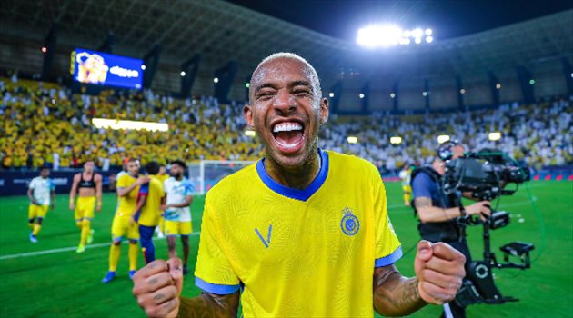 تاليسكا السبب.. كواليس "شائعة" انتقال نجم النصر إلى كورنثيانز