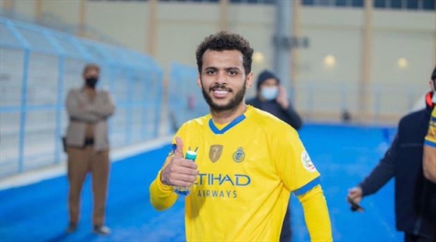 صورة| عبد الفتاح عسيري يفزع الجماهير السعودية.. ماذا حدث؟