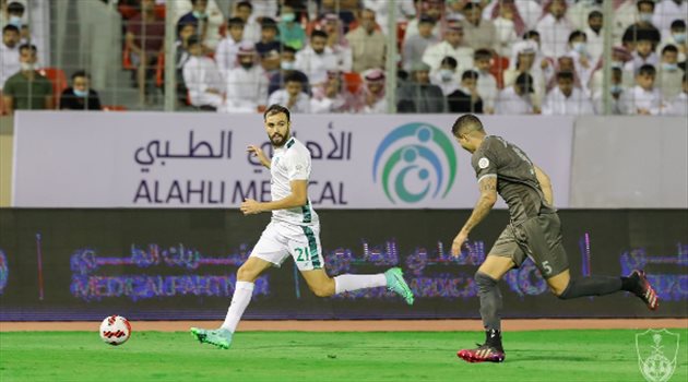 الأهلي يتحرك لإنهاء قضية النقاز بشكل نهائي