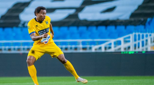 "نجم التعاون ينافس مهاجم النصر".. تاوامبا يعلق على عودته إلى الكاميرون