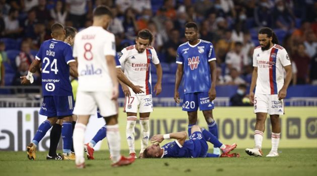 لحظات عصيبة.. الملاعب الفرنسية تنجو من تكرار حالة إريكسن