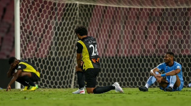 الاتحاد ينهار أمام الهلال والنصر.. "خصم نقاط وتهبيط"