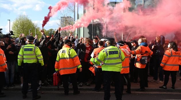 أولد ترافورد يفتح أبوابه للمشردين.. مبادرة تاريخية من مانشستر يونايتد!