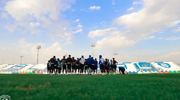 نجم الهلال السابق يرحل عن تدريب رومانيا ويقترب من قيادة الزعيم