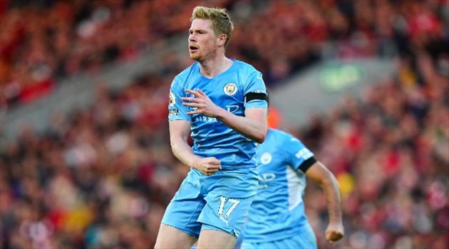 أطفال دي بروين وفان دايك سر حديث الثنائي بعد نهاية القمة