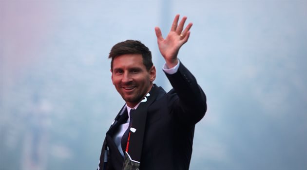 ليوناردو يكشف الأسرار.. كيف تعاقد باريس سان جيرمان مع ميسي؟