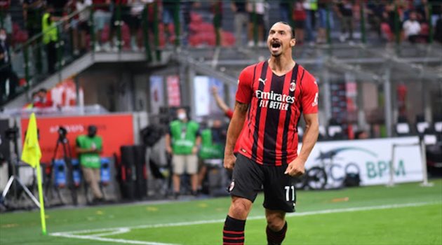 إبراهيموفيتش يغيب عن مواجهة ليفربول بسبب الإصابة