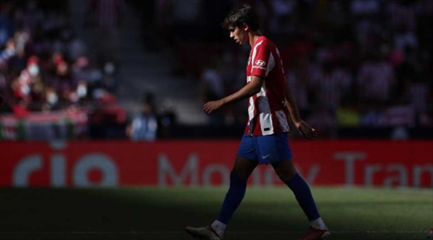 قرار جديد يؤكد انتقال جواو فيليكس إلى برشلونة.. استبعاد المتمرد