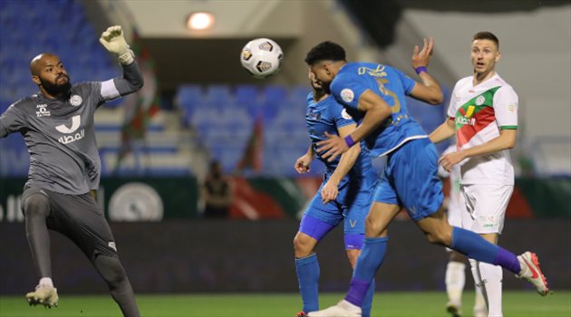 مفاجأة.. منبوذ النصر يعوض مبولحي في الاتفاق