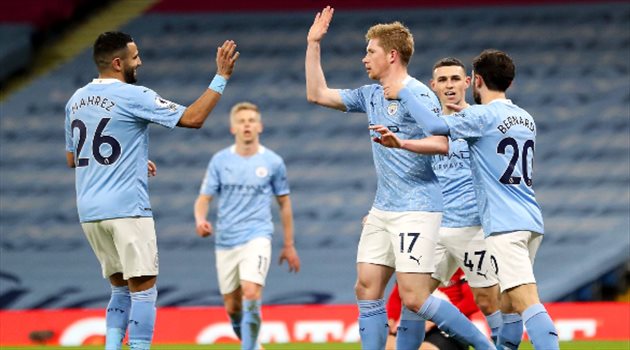 مفاجأة مدوية.. نجم مانشستر سيتي بديل "فينالدوم" في برشلونة