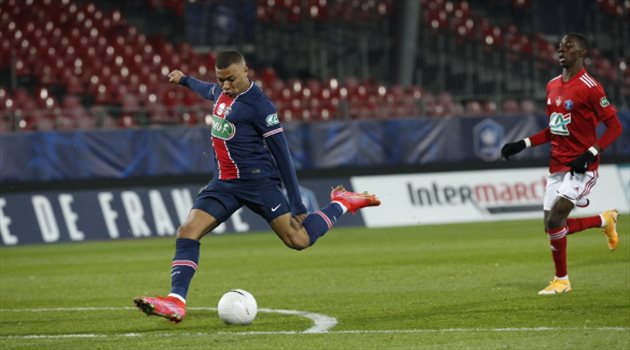 بثلاثية أمام بريست.. باريس سان جيرمان يصعد إلى ثمن نهائي كأس فرنسا