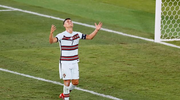 رونالدو بعد رقمه الجديد.. رونالدو يعلق على مشاركته ضد 46 دولة مع البرتغال