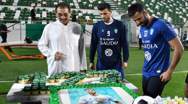 حقيقة خلاف كيال والسومة.. وسر استبعاده من الأهلي