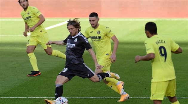 نجم ريال مدريد يعلق على السقوط ضد فياريال.. "لم يحالفنا الحظ"