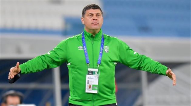 فلادان يصل جدة.. ويتابع لقاء الاتفاق ضد الأهلي